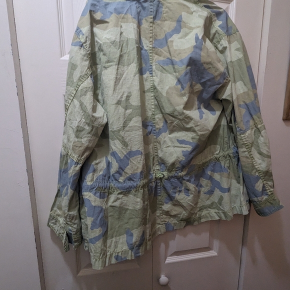 Free People - Lead The Way Camo field zip up jacket, size S - Picture 5 of 5